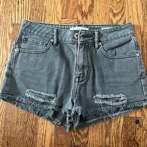 High rise gray denim shorts from Bullhead Denim Co. Size 5!